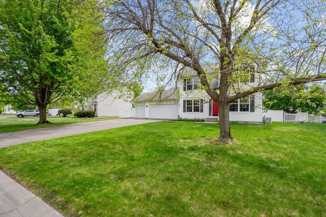 8018 Greenbriar Lane, Woodbury, MN 55125