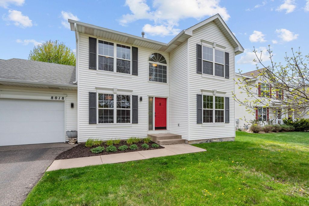 8018 Greenbriar Lane, Woodbury, MN 55125 — photo 3