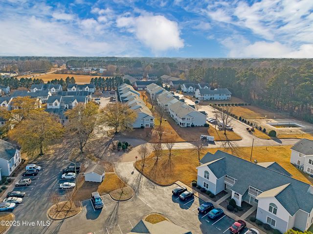 116 W Victoria Court A, Greenville, NC 27834