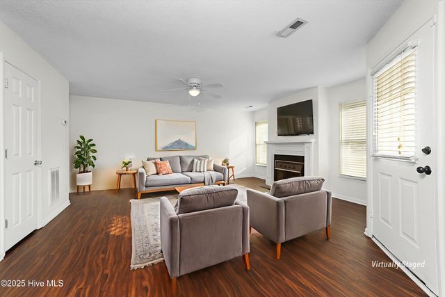 116 W Victoria Court A, Greenville, NC 27834