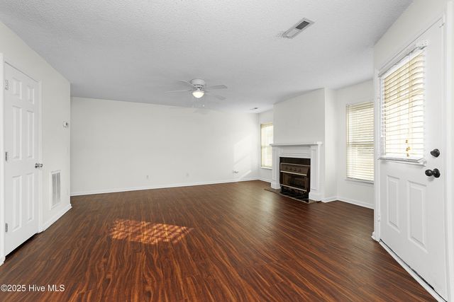 116 W Victoria Court A, Greenville, NC 27834