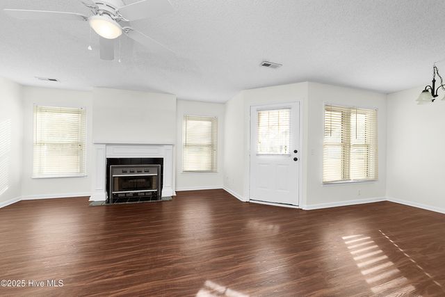 116 W Victoria Court A, Greenville, NC 27834