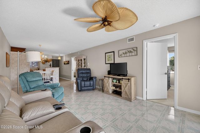 5769 Deer Run Drive 3-I, Fort Pierce, FL 34951