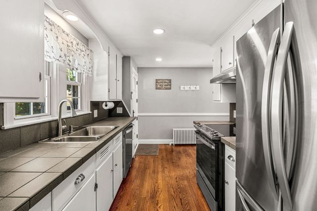 189 Prospect St, Wakefield, MA 01880