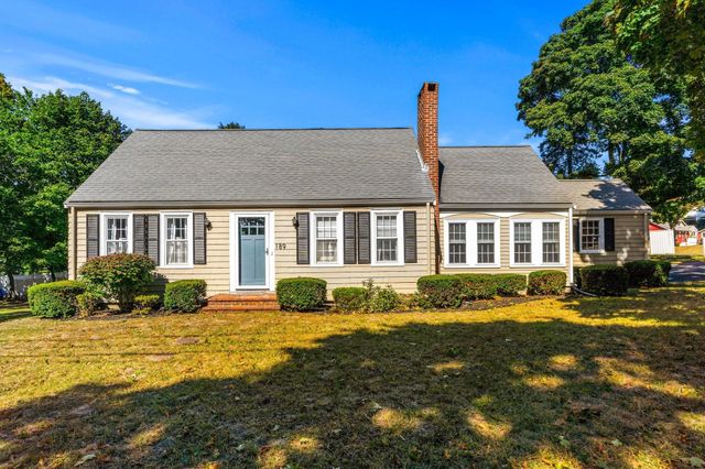 189 Prospect St, Wakefield, MA 01880