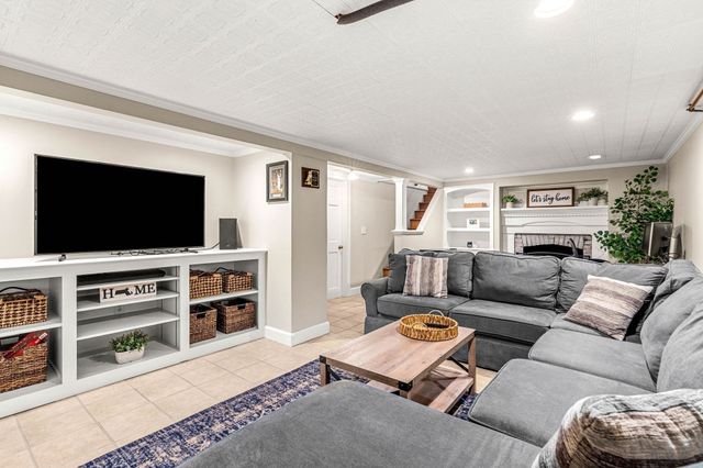 189 Prospect St, Wakefield, MA 01880