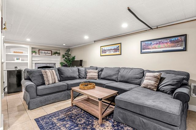 189 Prospect St, Wakefield, MA 01880