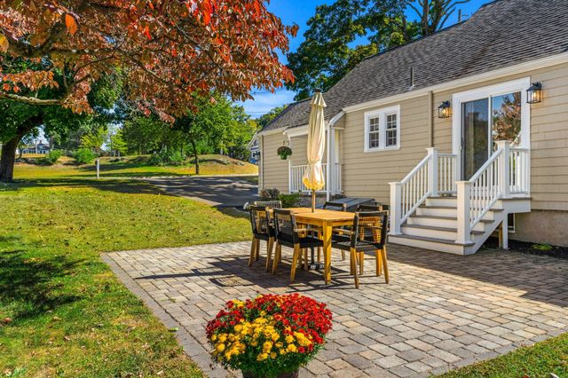 189 Prospect St, Wakefield, MA 01880