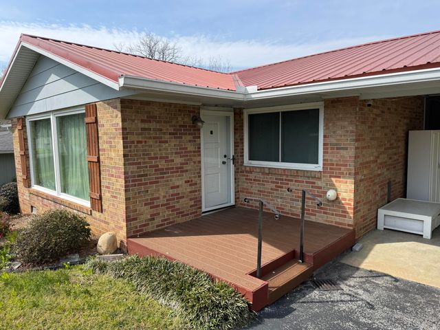 4809 Shorewood Drive, Chattanooga, TN 37416