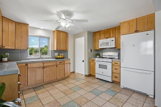 13906 W 7th Avenue, Golden, CO 80401