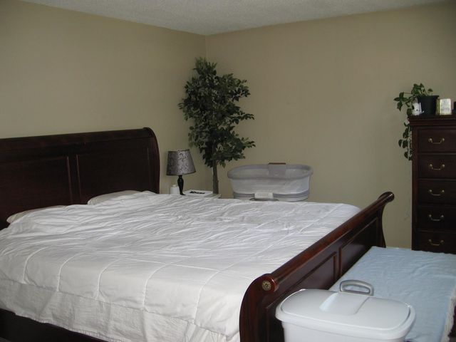89 Lancaster Avenue, Manchester, NH 03103
