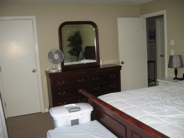 89 Lancaster Avenue, Manchester, NH 03103