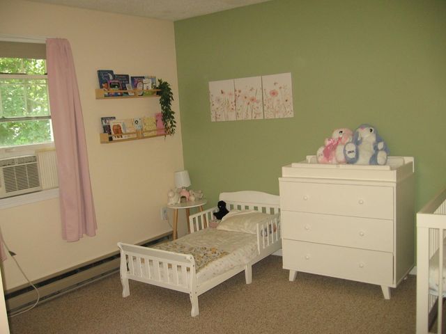 89 Lancaster Avenue, Manchester, NH 03103