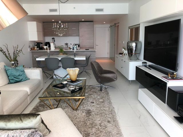1300 S Miami Ave 3703, Miami, FL 33130