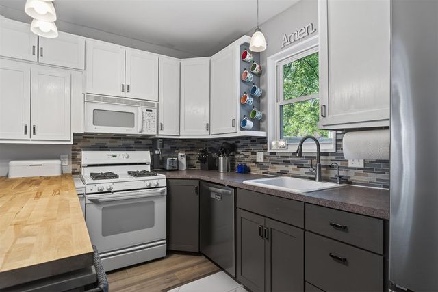 6875 Hammond Avenue, Caledonia, MI 49316