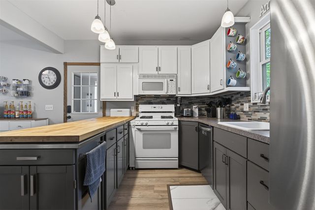 6875 Hammond Avenue, Caledonia, MI 49316