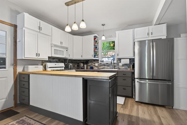 6875 Hammond Avenue, Caledonia, MI 49316