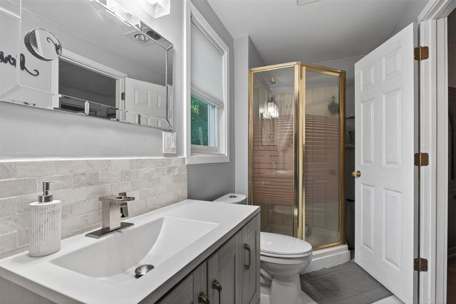 6875 Hammond Avenue, Caledonia, MI 49316