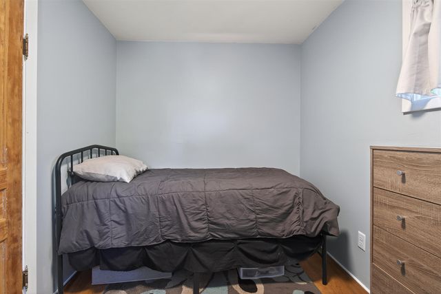 6875 Hammond Avenue, Caledonia, MI 49316