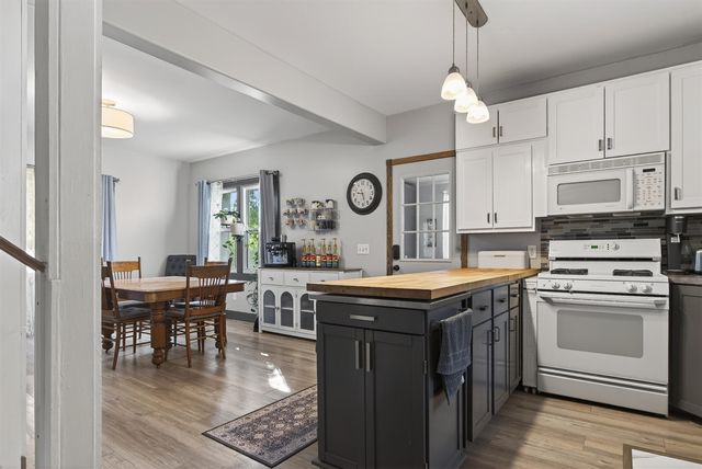 6875 Hammond Avenue, Caledonia, MI 49316