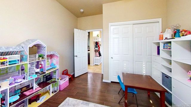 333 Atalaya, Cibolo, TX 78108