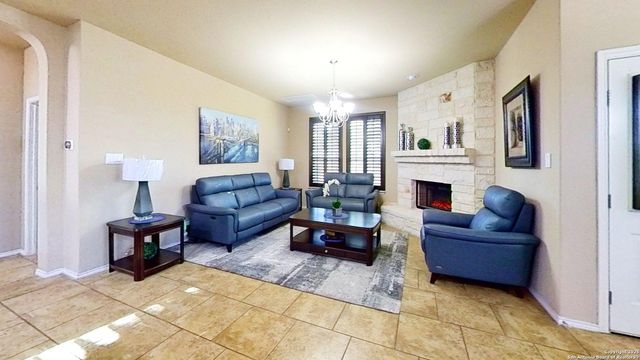 333 Atalaya, Cibolo, TX 78108