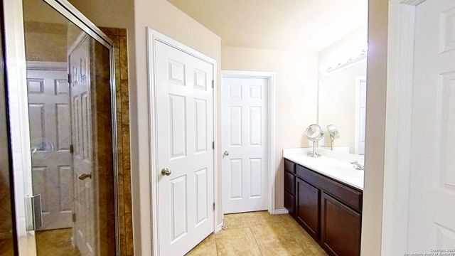 333 Atalaya, Cibolo, TX 78108