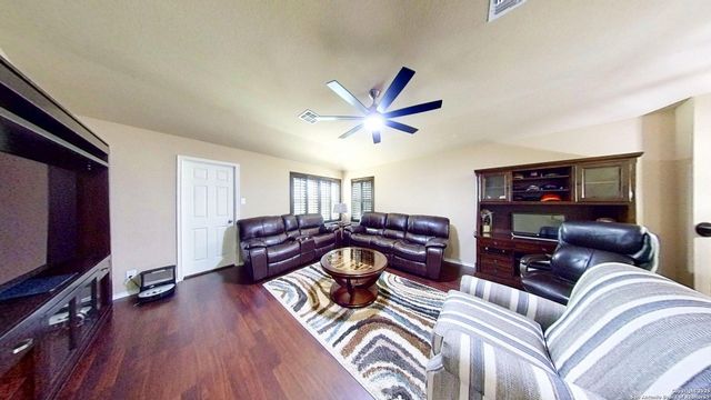 333 Atalaya, Cibolo, TX 78108