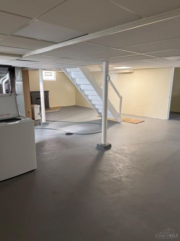 2037 Carpenter, North College Hill, OH 45239