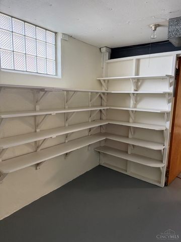 2037 Carpenter, North College Hill, OH 45239