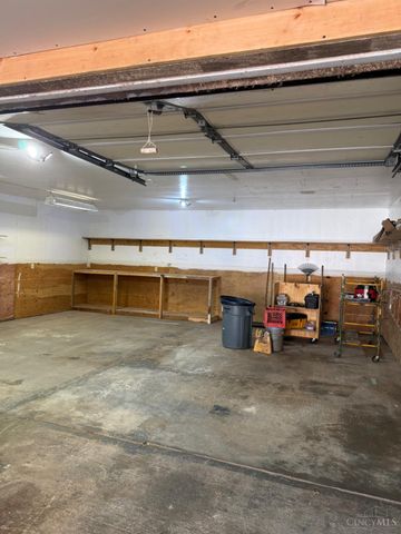 2037 Carpenter, North College Hill, OH 45239