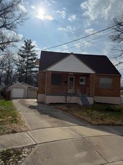 2037 Carpenter, North College Hill, OH 45239