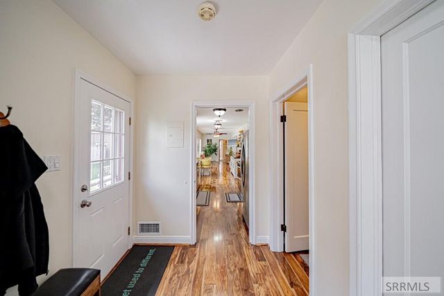 1715 Calkins Avenue, Idaho Falls, ID 83402