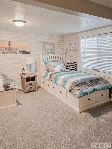 1715 Calkins Avenue, Idaho Falls, ID 83402