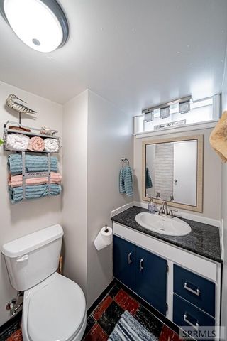 1715 Calkins Avenue, Idaho Falls, ID 83402
