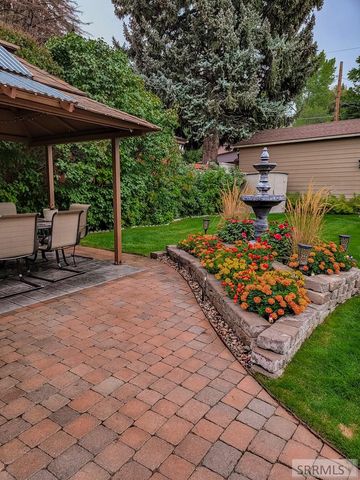 1715 Calkins Avenue, Idaho Falls, ID 83402