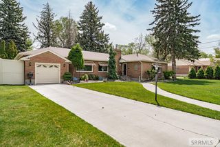 1715 Calkins Avenue, Idaho Falls, ID 83402