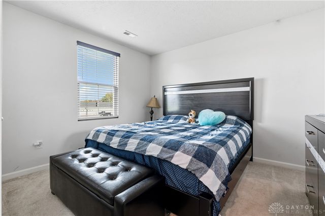 166 Chesapeake Circle, Springfield, OH 45505