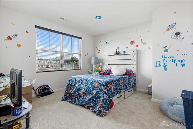 166 Chesapeake Circle, Springfield, OH 45505