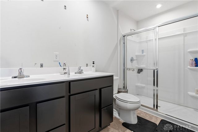 166 Chesapeake Circle, Springfield, OH 45505