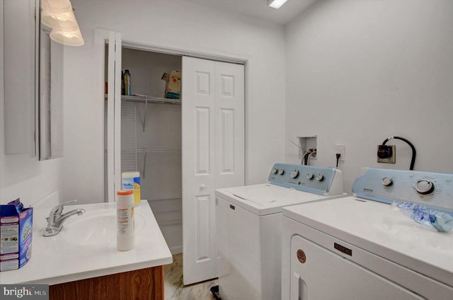 114 E ORANGE ST, Shippensburg, PA 17257
