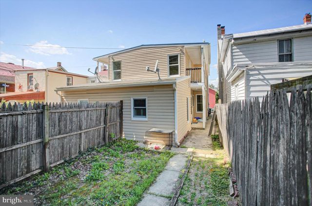 114 E ORANGE ST, Shippensburg, PA 17257