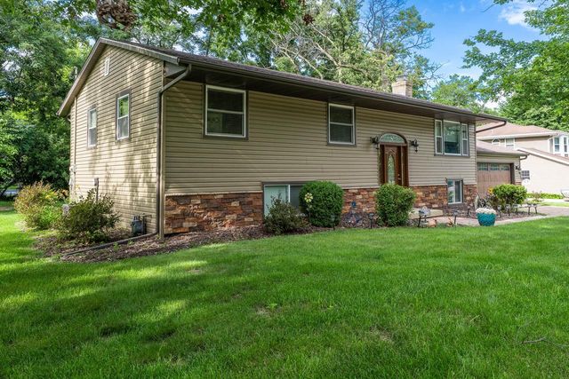 501 Sue Ann DRIVE, Lake Geneva, WI 53147
