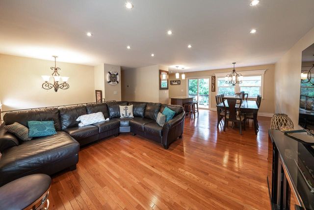 501 Sue Ann DRIVE, Lake Geneva, WI 53147