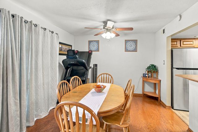 11129 Northwest Road F, Palos Hills, IL 60465
