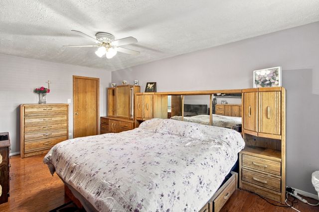 11129 Northwest Road F, Palos Hills, IL 60465