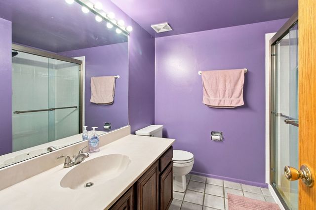 11129 Northwest Road F, Palos Hills, IL 60465