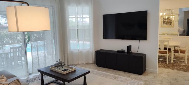 8167 Quail Meadow Way, West Palm Beach, FL 33412