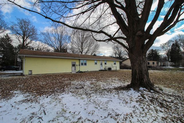 55280 Buckhorn Road, Three Rivers, MI 49093