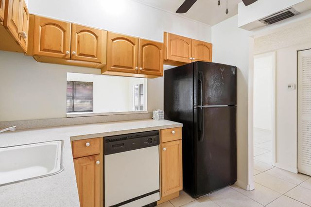 12013 Greenway Cir S 110, Royal Palm Beach, FL 33411